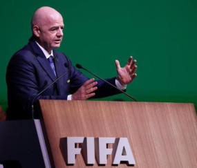 麻将胡了爆分-顶着争议推进“全球化” 因凡蒂诺连任国际足联主席